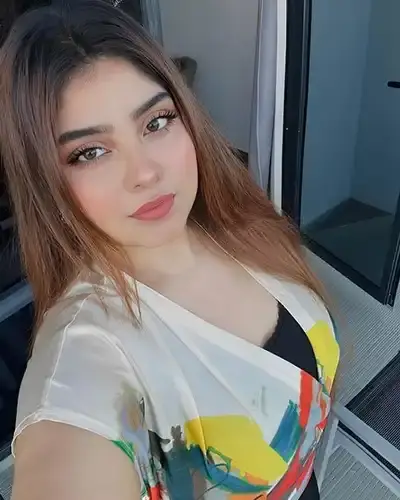 Auli Escort
